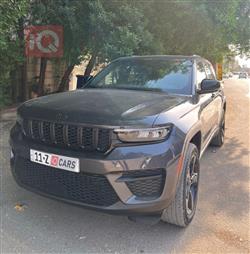 جیپ گراند شیرۆکی